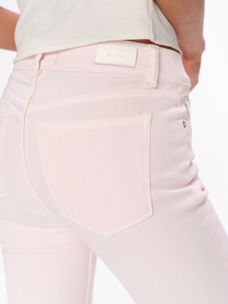 DL1961 Mara Straight: Mid Rise Instasculpt Ankle, Primrose Pink
