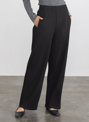 Margaret O'Leary Pleated Pull-On Pant