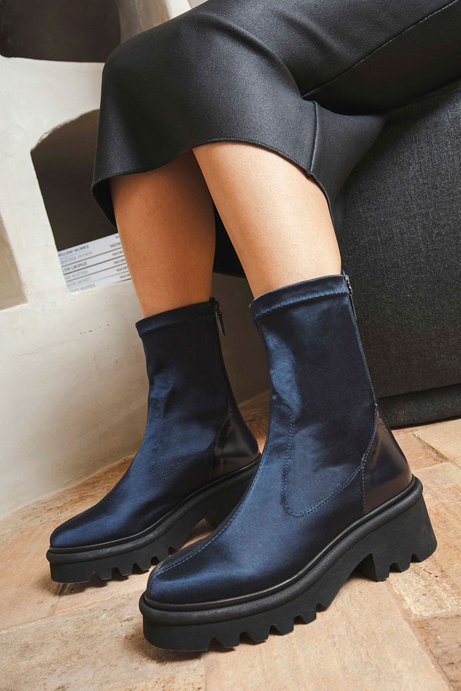 Homers Lys Boot