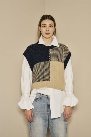 BYE Be Your Essence Color Block Sweater Vest