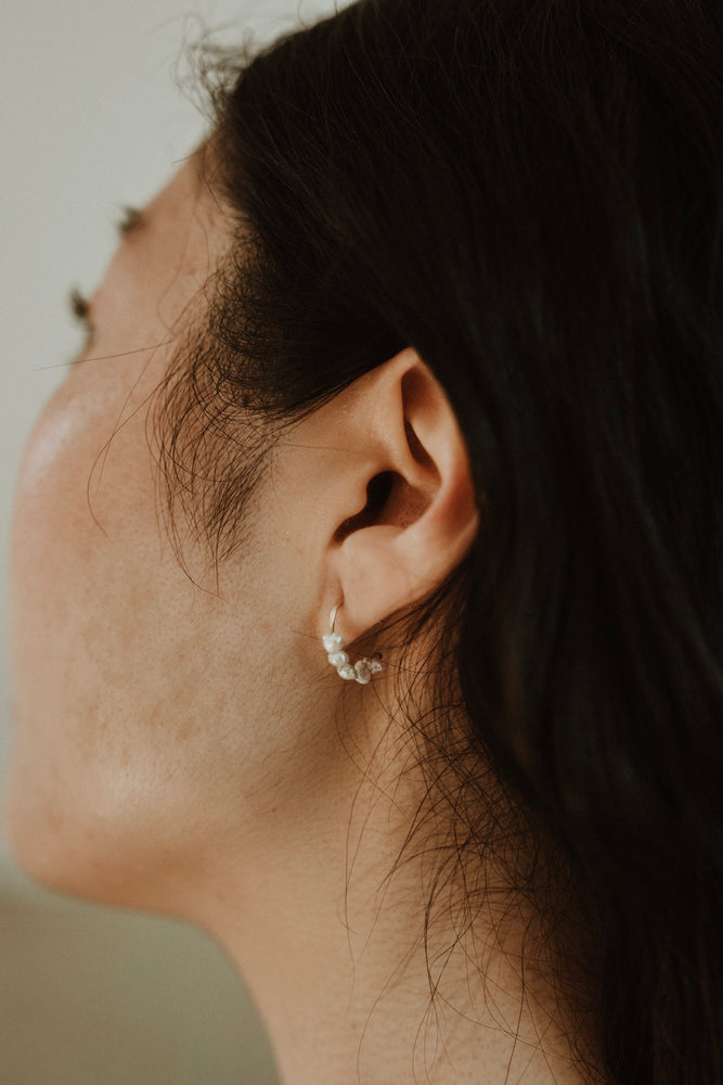 Uni Jewelry Seed Pearl Hoops