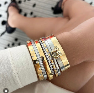 Artizan Joyeria Iconic Bracelet Stack