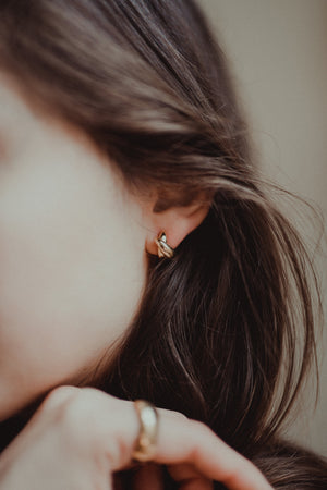 Uni Jewelry Lia Studs