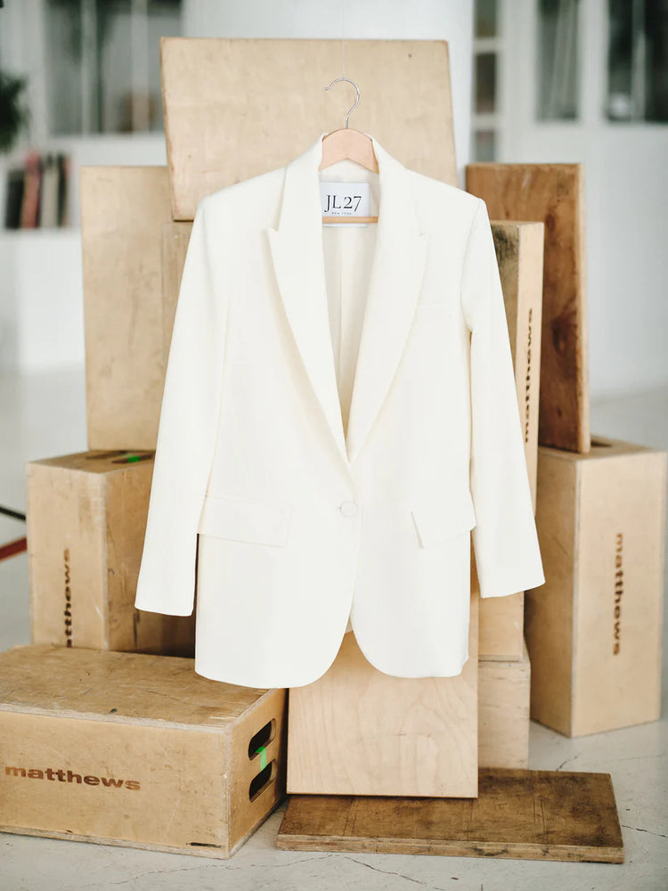 JL27 The Classic Blazer, Ivory