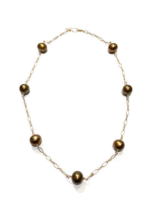 
            
                Load image into Gallery viewer, Sconset Flair Studio Tin Cup Style Natural Green Pearl Necklace
            
        