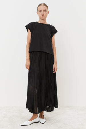 MEIMEIJ Dress with Pleated Skirt