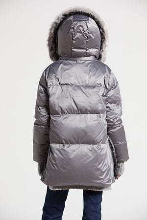 
            
                Load image into Gallery viewer, Adroit Atelier Patsy Hooded Down Coat
            
        