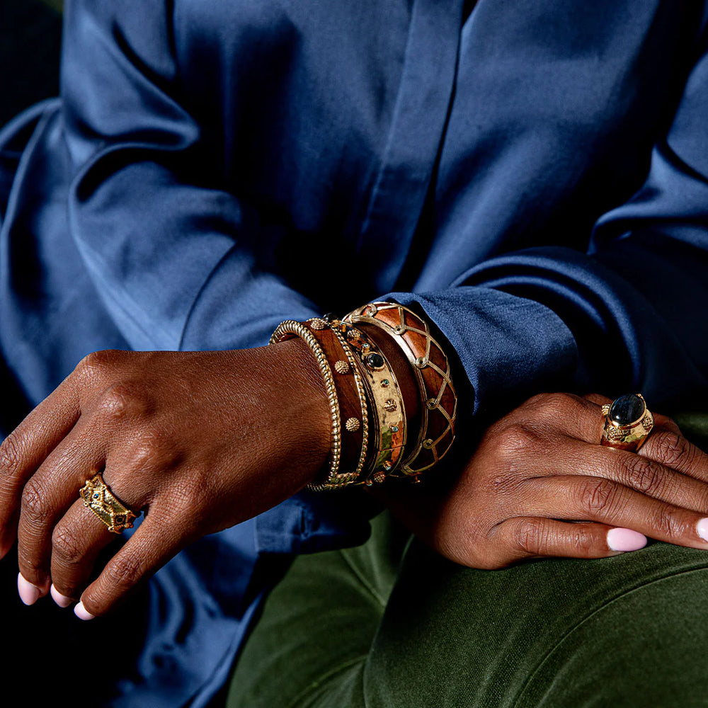 Capucine de Wulf Berry Hinged Teak Bangle