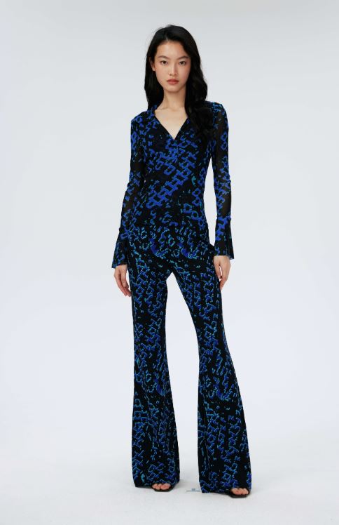 
            
                Load image into Gallery viewer, DVF Mackenzie Top
            
        