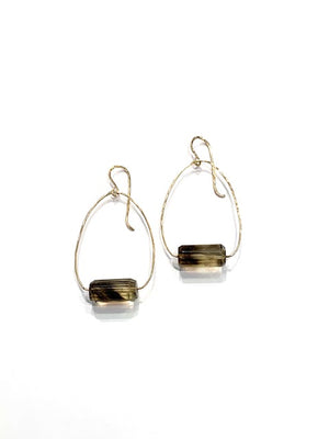 
            
                Load image into Gallery viewer, Sconset Flair Studio Mod Hoop Earrings w/ Faceted Smokey Lemon Quartz in 10k Gold
            
        