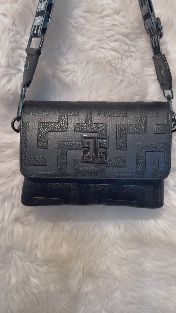 
            
                Load and play video in Gallery viewer, EL Handbags Antiparos Classic Embossed Leather Bag
            
        