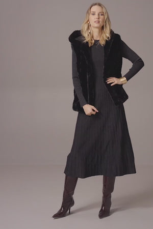 
            
                Load and play video in Gallery viewer, Joseph Ribkoff Knit Fit and Flare Crew Neck Dress
            
        