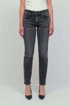 
            
                Load and play video in Gallery viewer, Moussy Vintage Fairfield Slim Straight - Final Sale
            
        