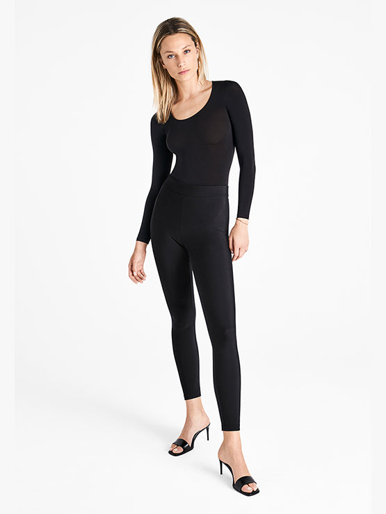 
            
                Load image into Gallery viewer, Wolford Scuba Leggings
            
        